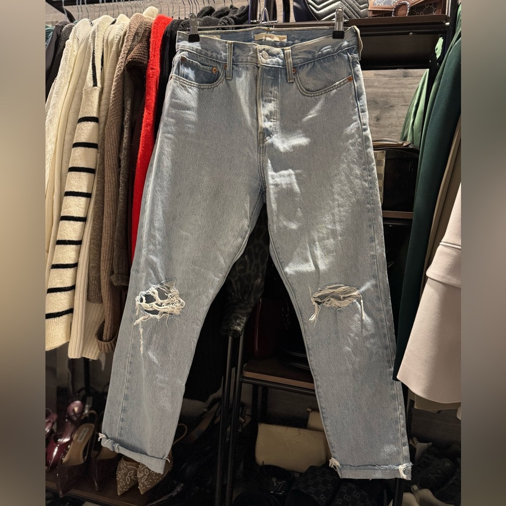 Levi's Light Blue Relaxed Fit Jeans